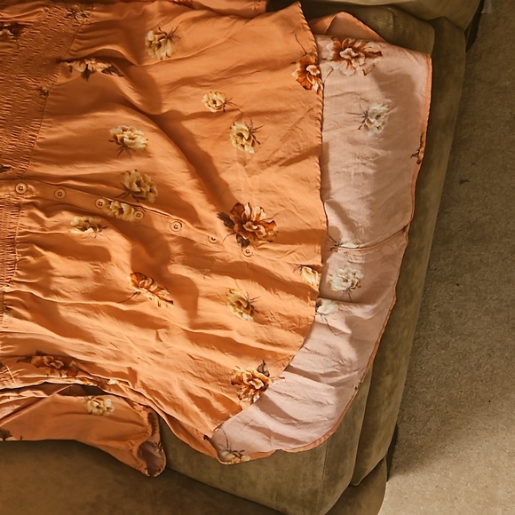 TORRID Smocked High Low Floral Knit Blouse Dusty Rose Size 2 (18/20, 2X) - Picture 3 of 4